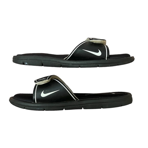 Nike Women’s Memory Foam Slides Sandals - Picture 4 of 4
